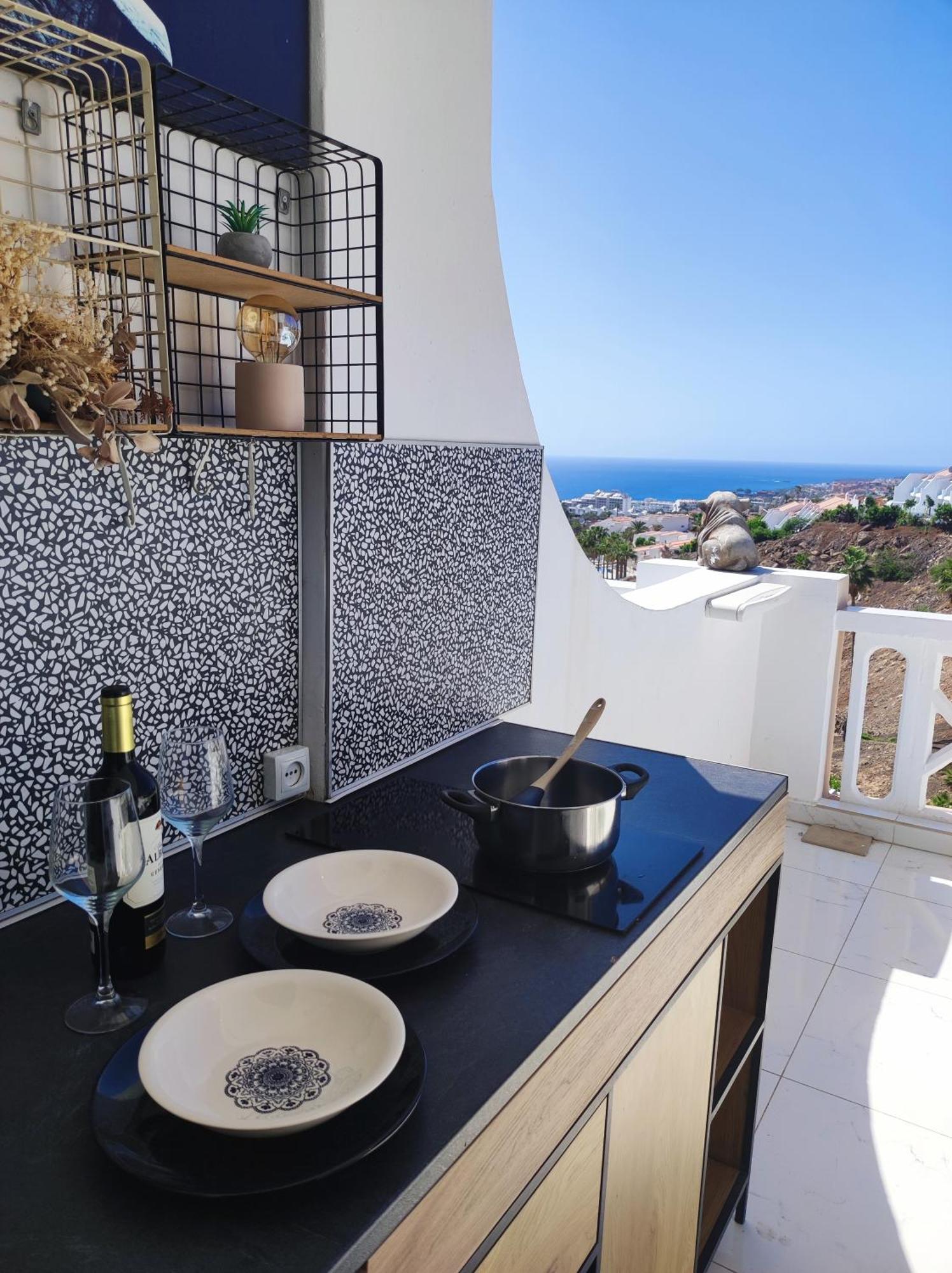 Sunshine Escape With Ocean View Lägenhet Costa Adeje  Exteriör bild